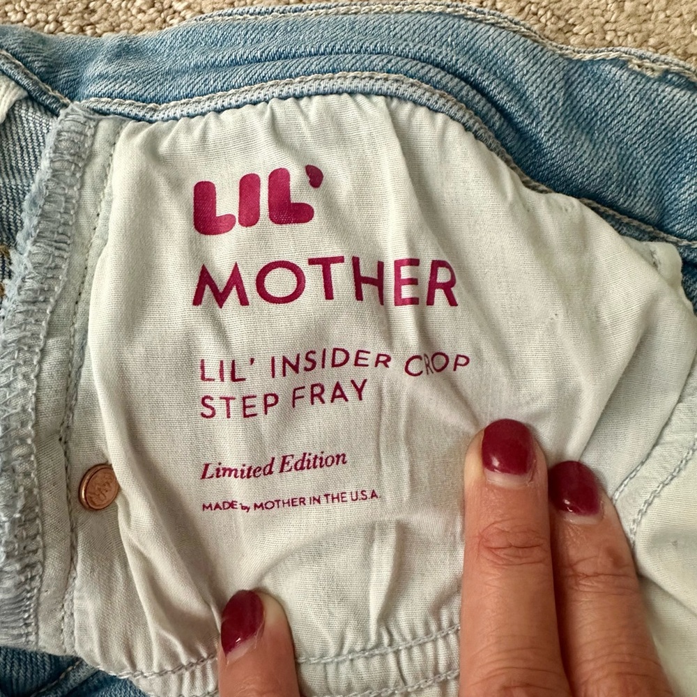 MOTHER Faded Blue Cropped Jeans - Picture 5 of 5